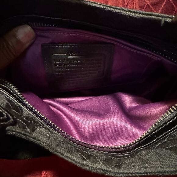 Coach Signature Black Canvas Shoulder Bag Purse - Picture 9 of 9